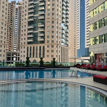 West Bay -3 Private Bedrooms In A Spacious Shared Apartment With Pool In Heart Of Doha